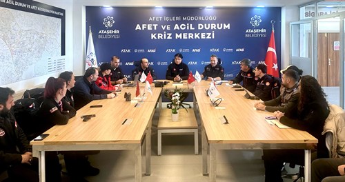 Marmara Bölgesi’nin Deprem hazırlıkları kapsamında Ataşehir İlçesinde Akredite ekiplerle koordinasyon toplantısı yapıldı.